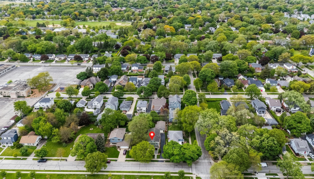 304 S Mitchell Avenue, Arlington Heights, IL 60005