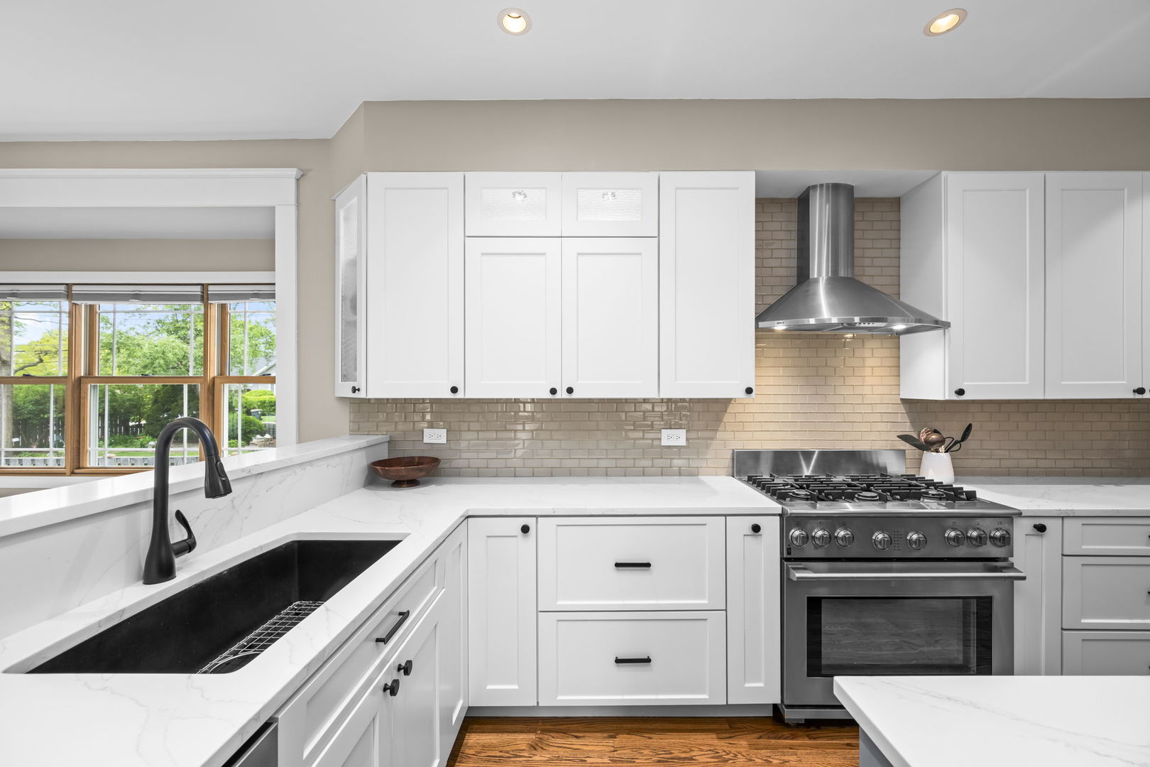 304 S Mitchell Avenue, Arlington Heights, IL 60005