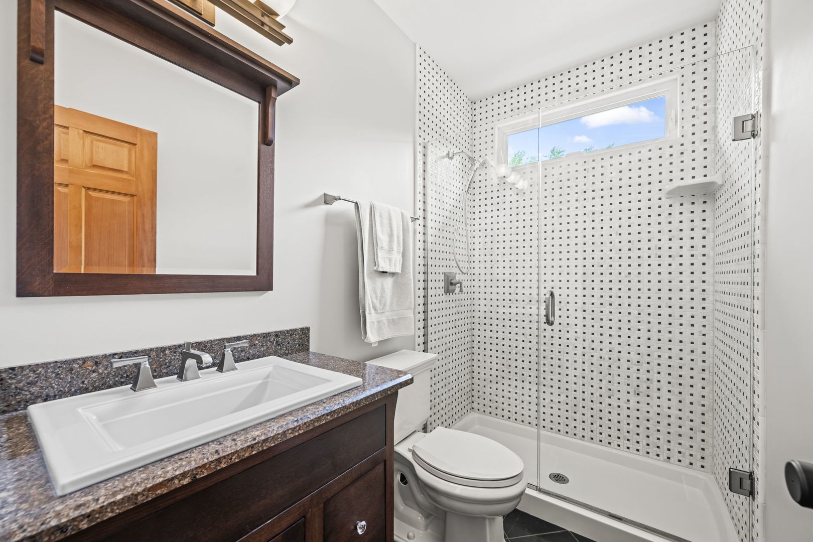 304 S Mitchell Avenue, Arlington Heights, IL 60005