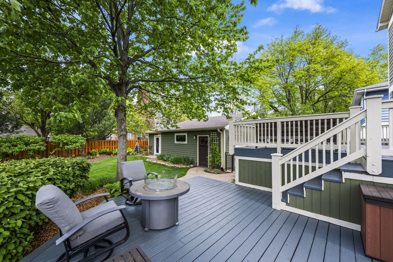 304 S Mitchell Avenue, Arlington Heights, IL 60005