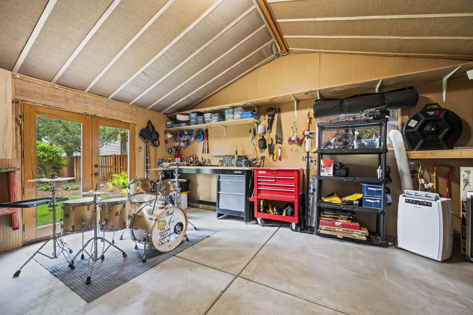 304 S Mitchell Avenue, Arlington Heights, IL 60005