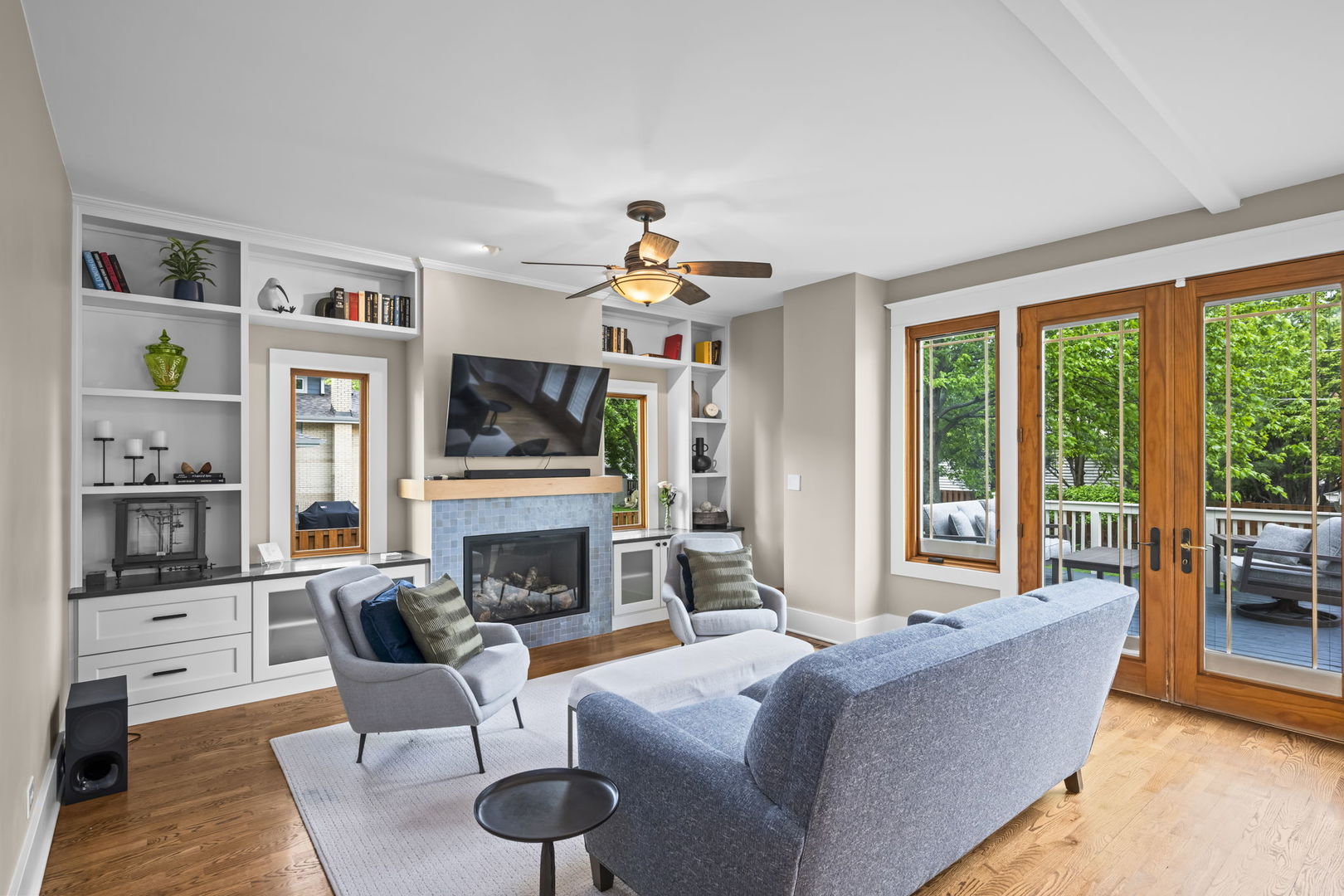 304 S Mitchell Avenue, Arlington Heights, IL 60005