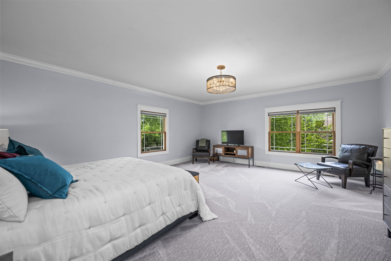 304 S Mitchell Avenue, Arlington Heights, IL 60005