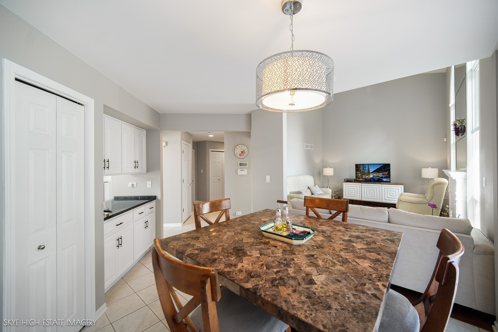8629 Nancy Lane, Orland Park, IL 60462