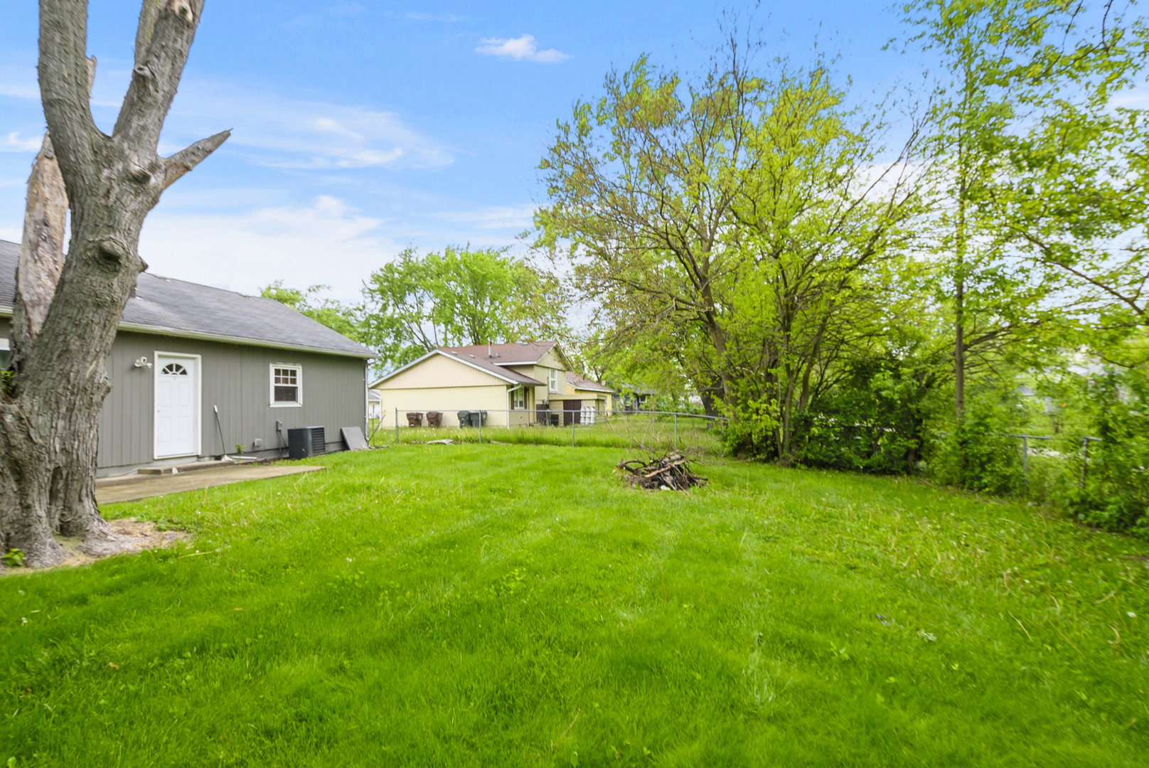 22153 E Churchill Drive, Richton Park, IL 60471