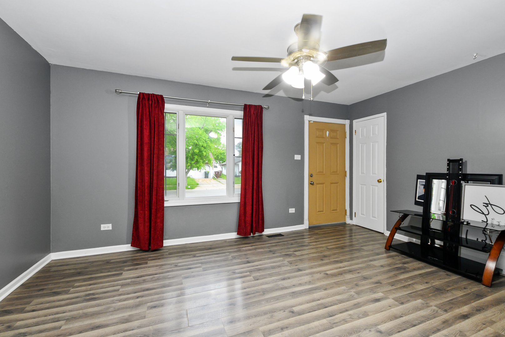 22153 E Churchill Drive, Richton Park, IL 60471
