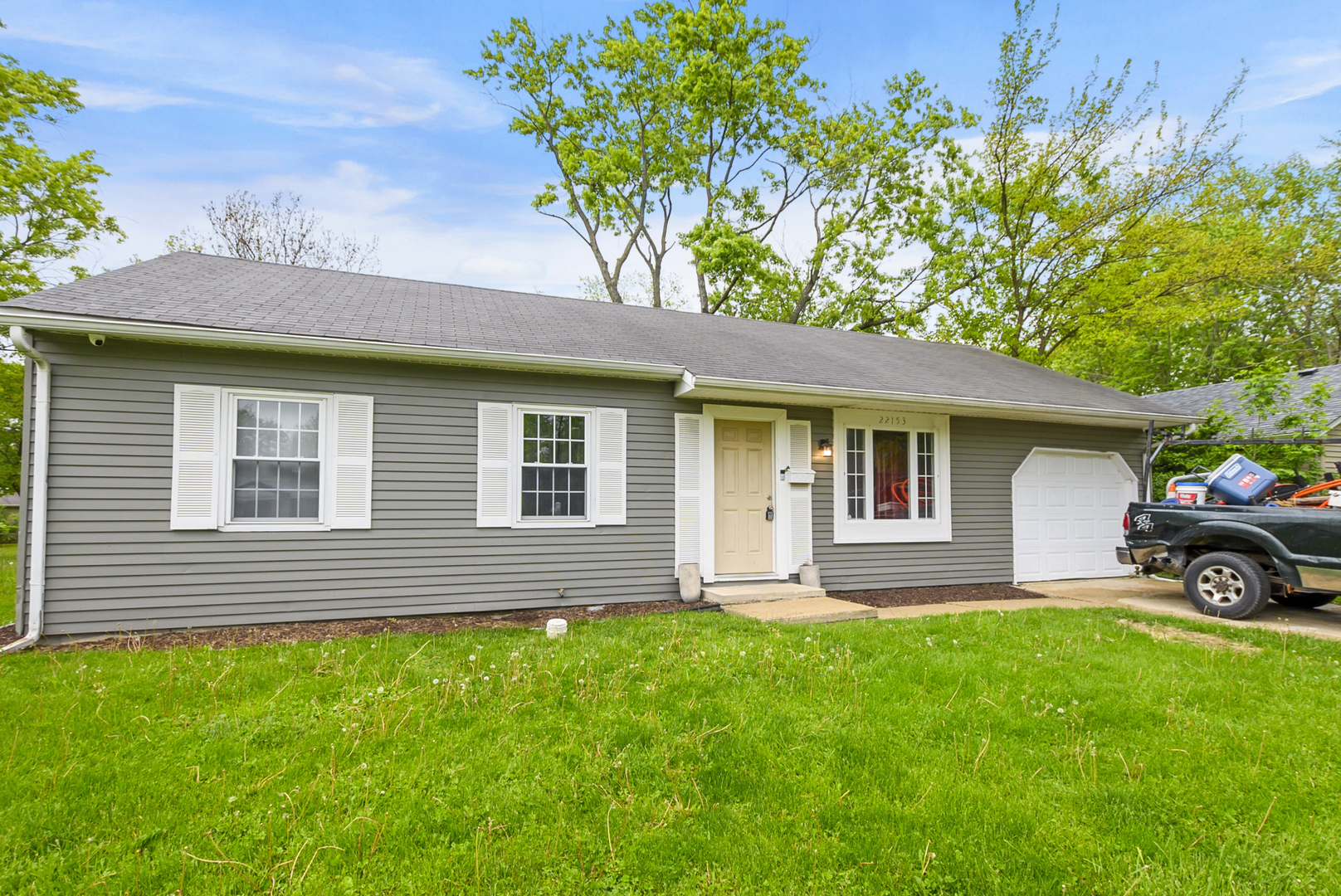 22153 E Churchill Drive, Richton Park, IL 60471