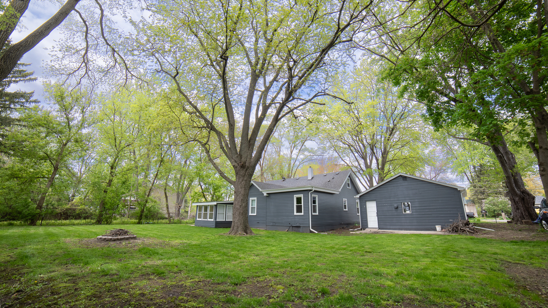 26347 W Shannon Avenue, Antioch, IL 60002