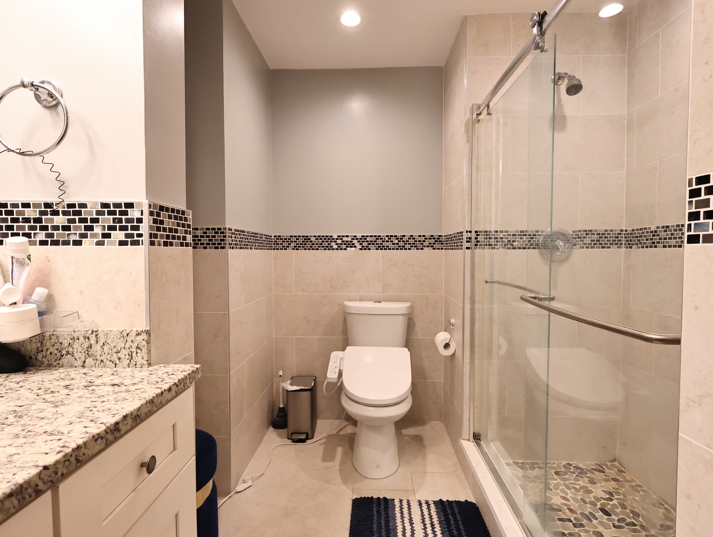 38 Ct of Greenway, Northbrook, IL 60062