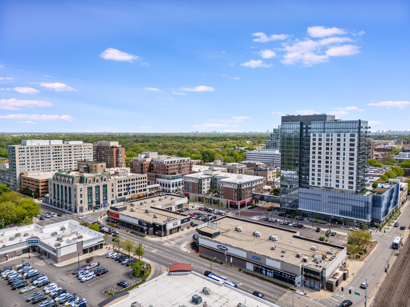 7308 CIRCLE Avenue #2M, Forest Park, IL 60130