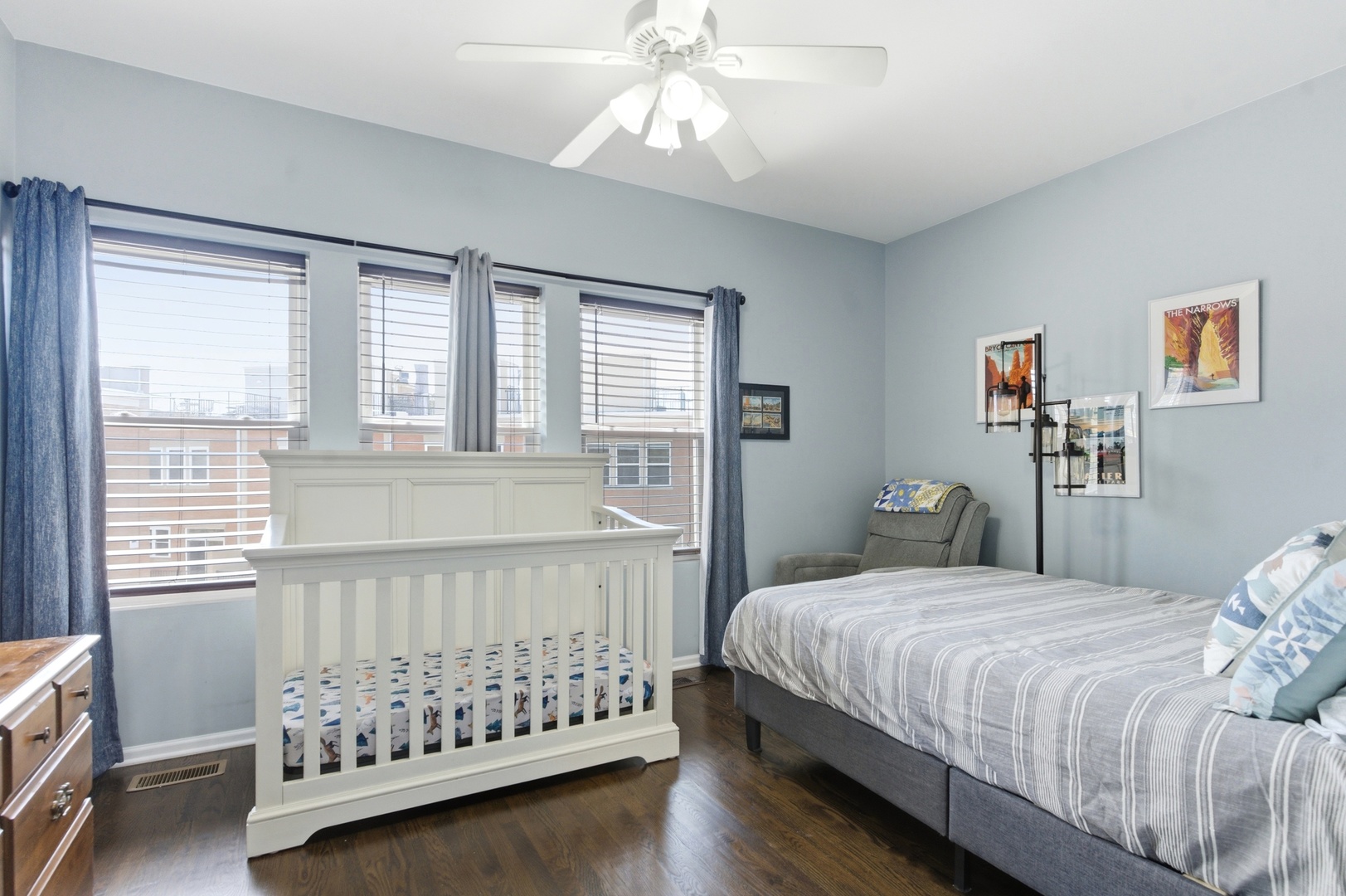 7308 CIRCLE Avenue #2M, Forest Park, IL 60130