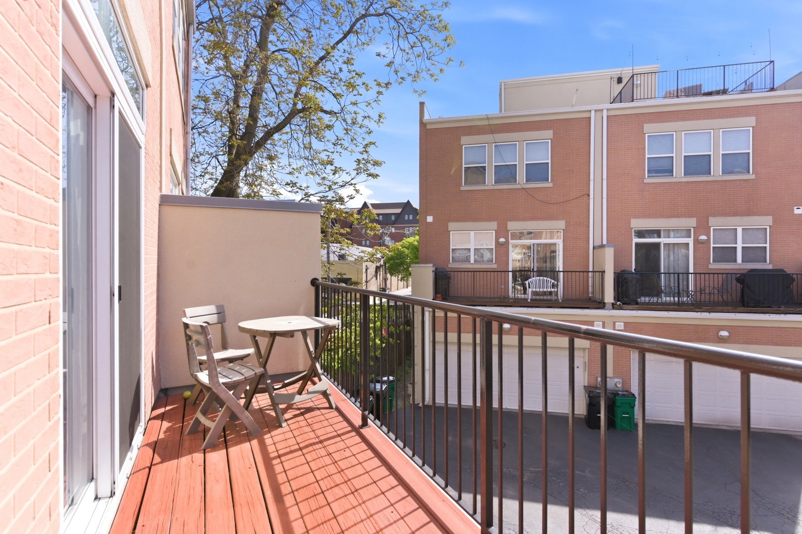 7308 CIRCLE Avenue #2M, Forest Park, IL 60130