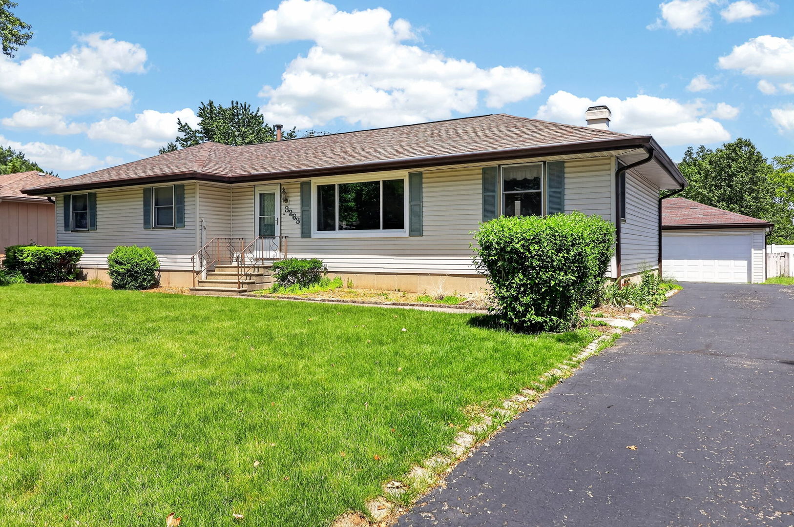 3263 D Hutchison Avenue, Joliet, IL 60431
