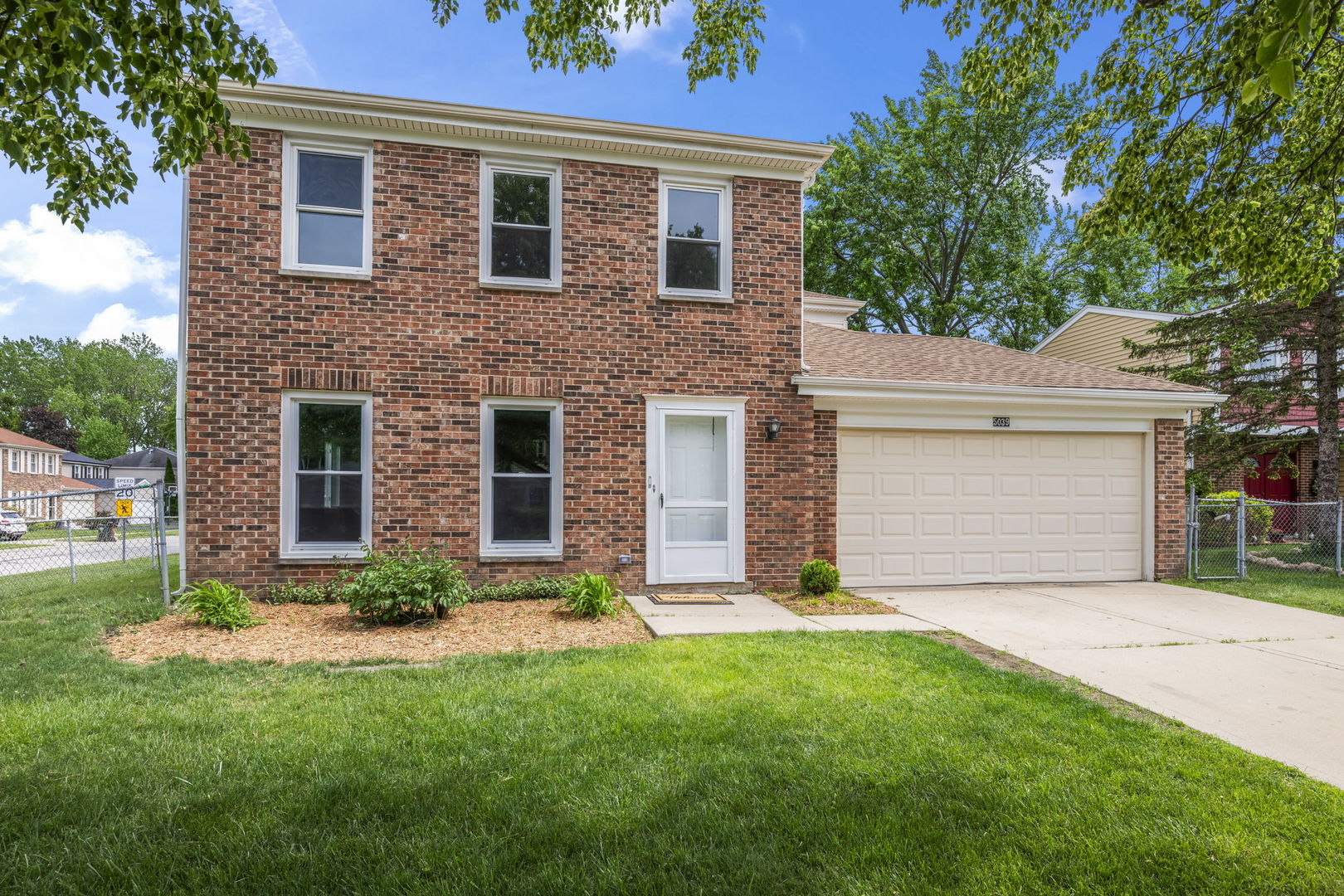 5039 Chambers Drive, Hoffman Estates, IL 60010
