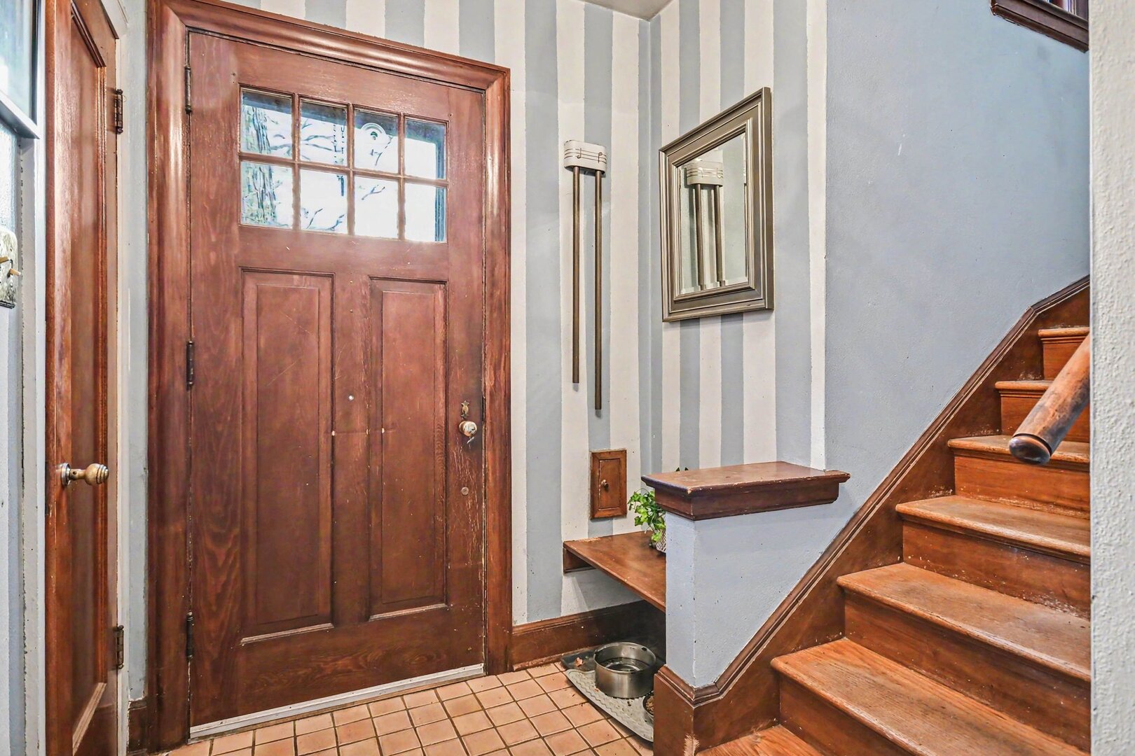 1006 Rogers Court, Waukegan, IL 60085