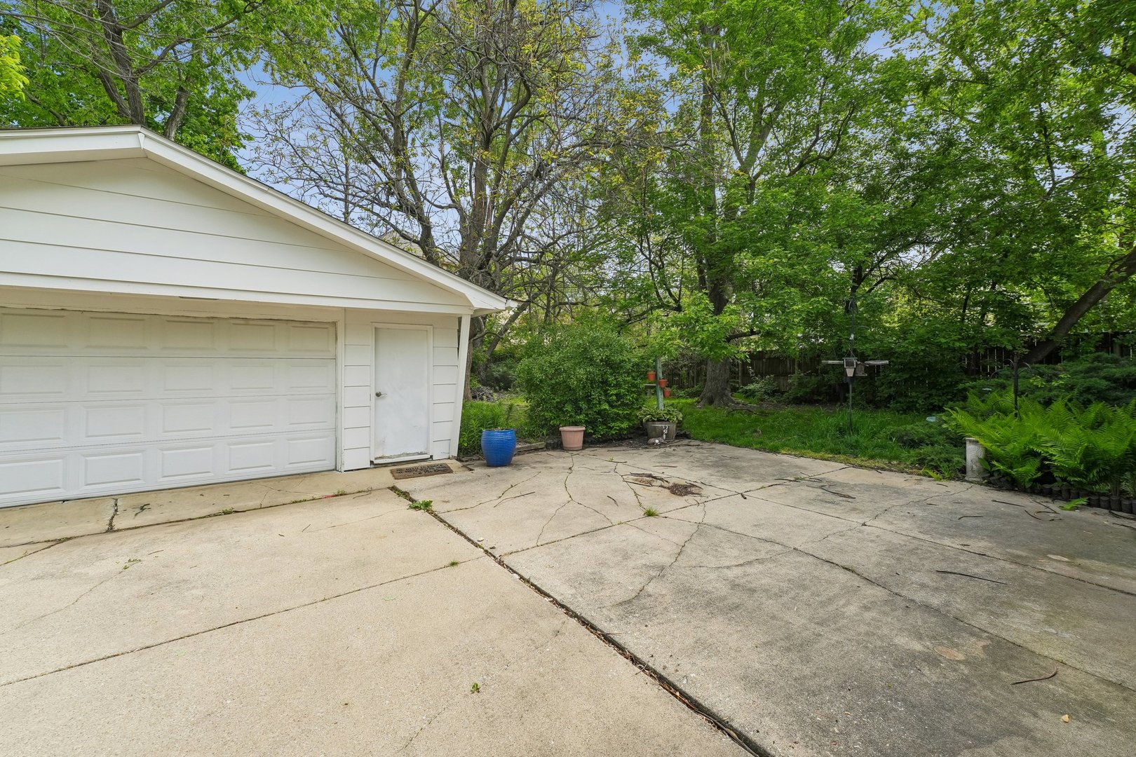 9136 W 91st Place, Hickory Hills, IL 60457