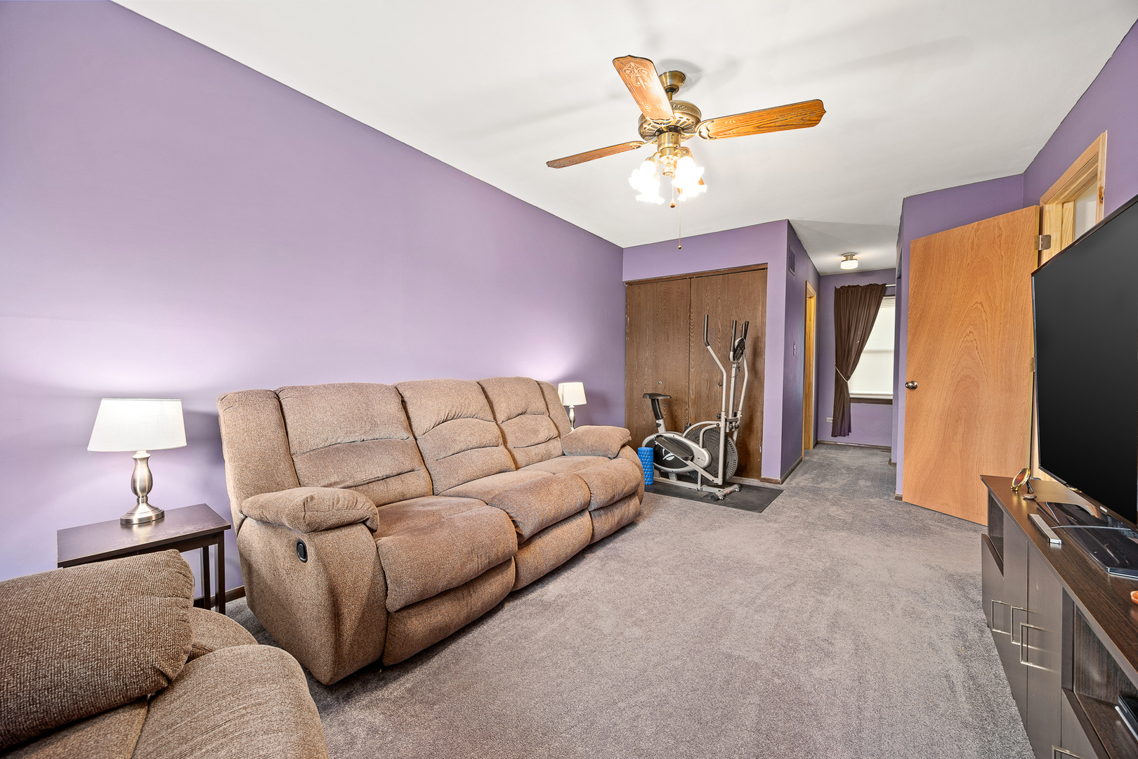 437 Wright Court, Bolingbrook, IL 60440