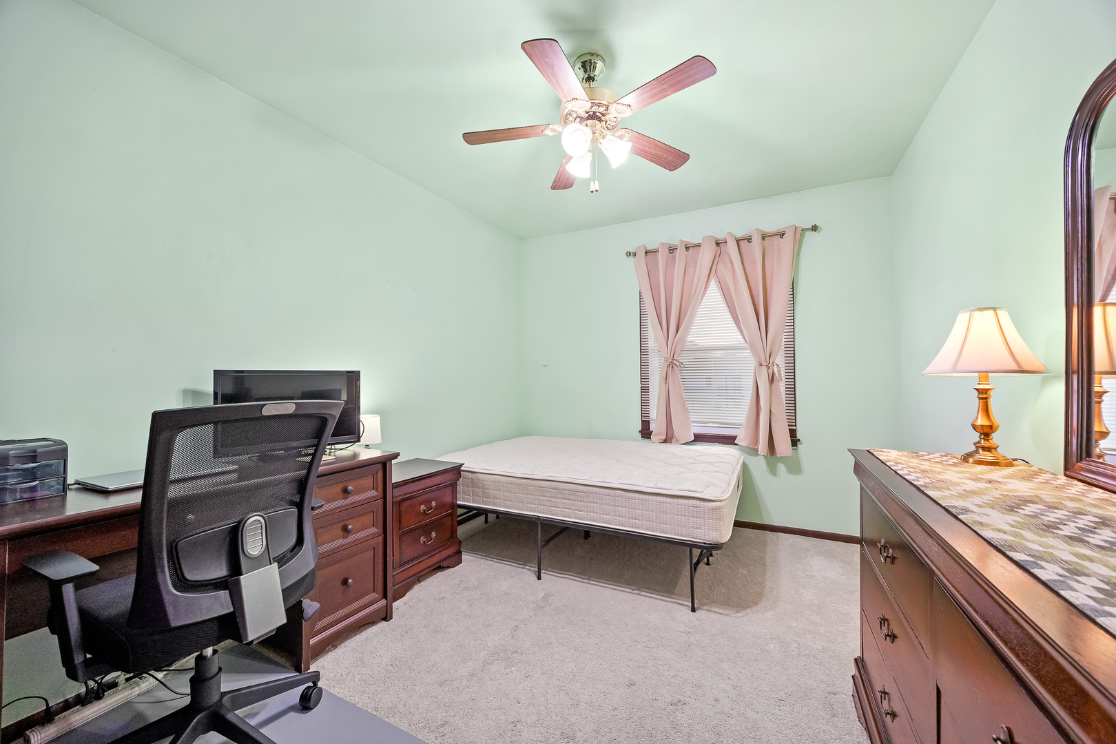 437 Wright Court, Bolingbrook, IL 60440