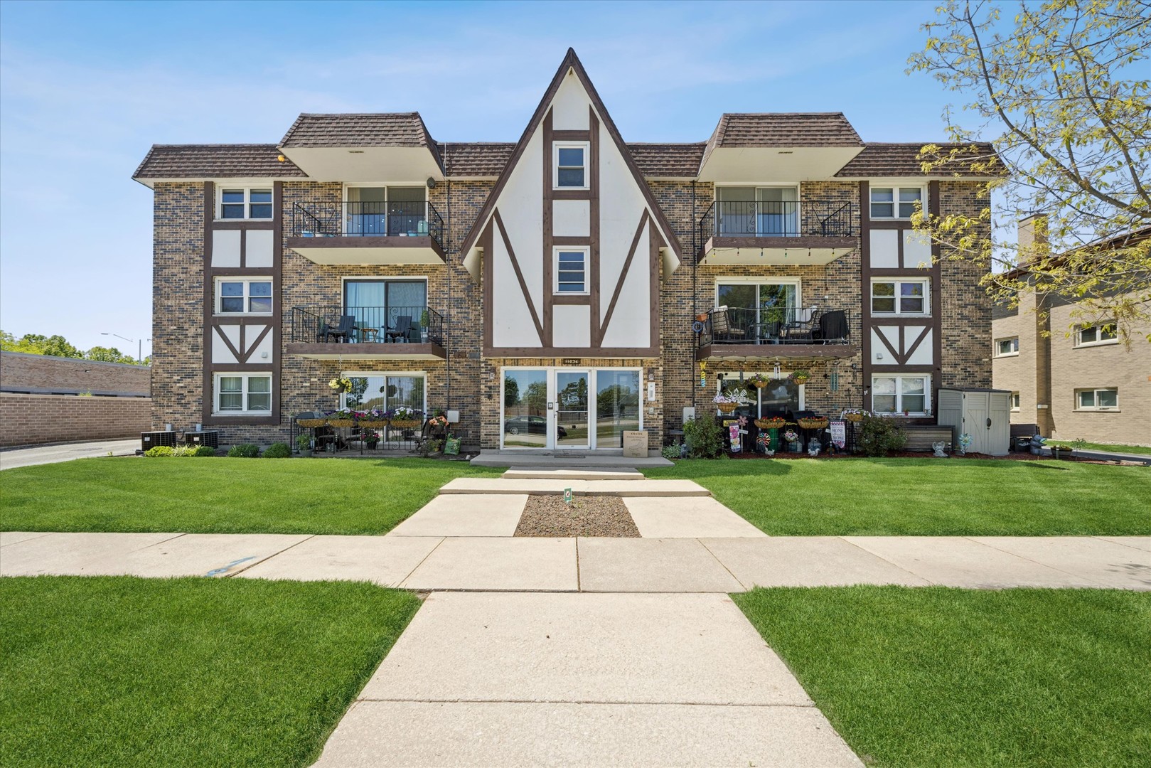11036 S Kilpatrick Avenue #3SE, Oak Lawn, IL 60453