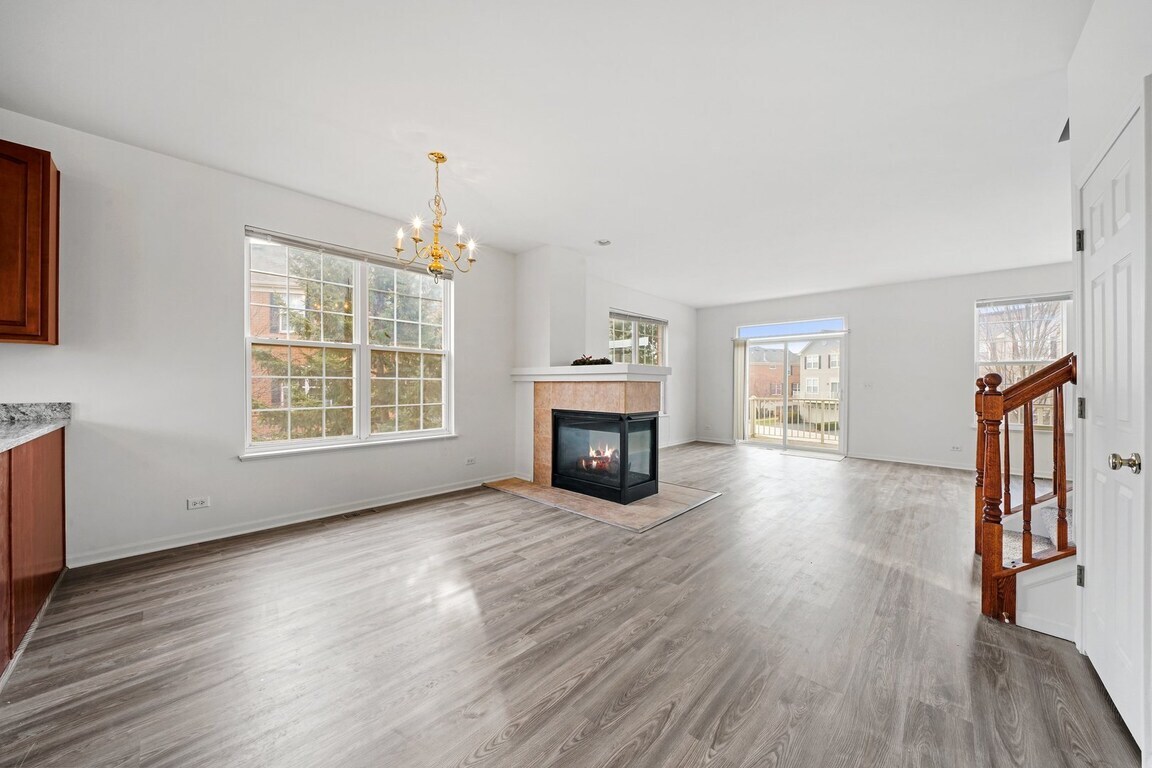 760 Lambert Lane #96-1, Bartlett, IL 60103