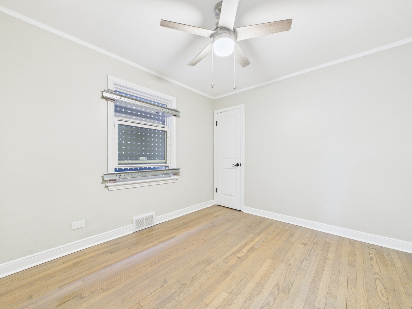 10615 S Vernon Avenue, Chicago, IL 60628