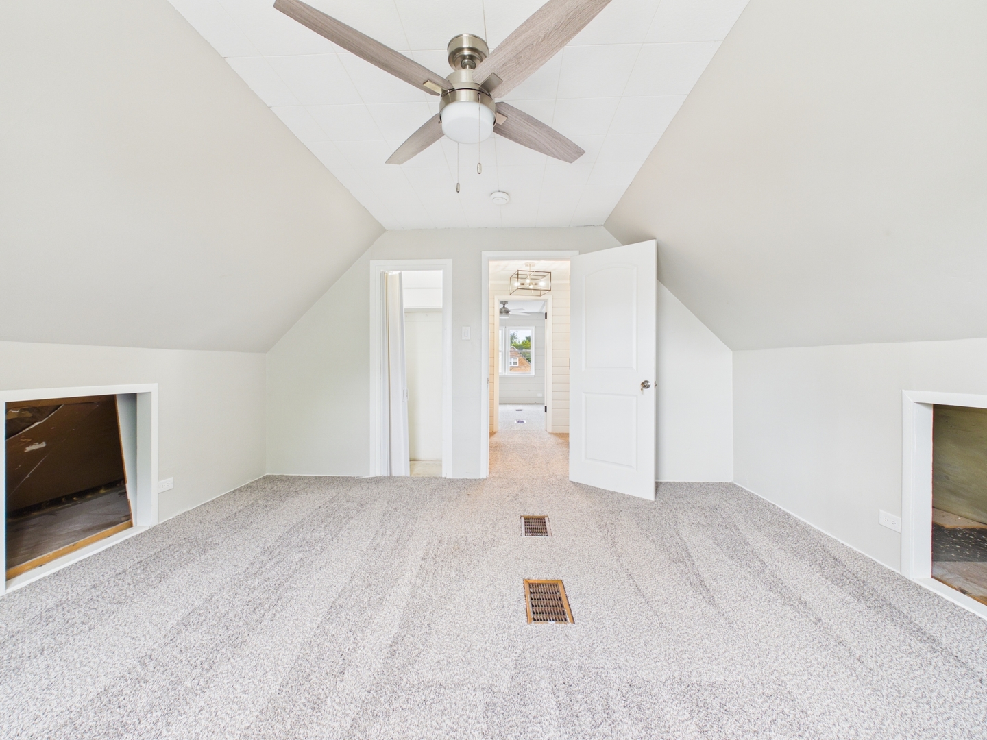 10615 S Vernon Avenue, Chicago, IL 60628