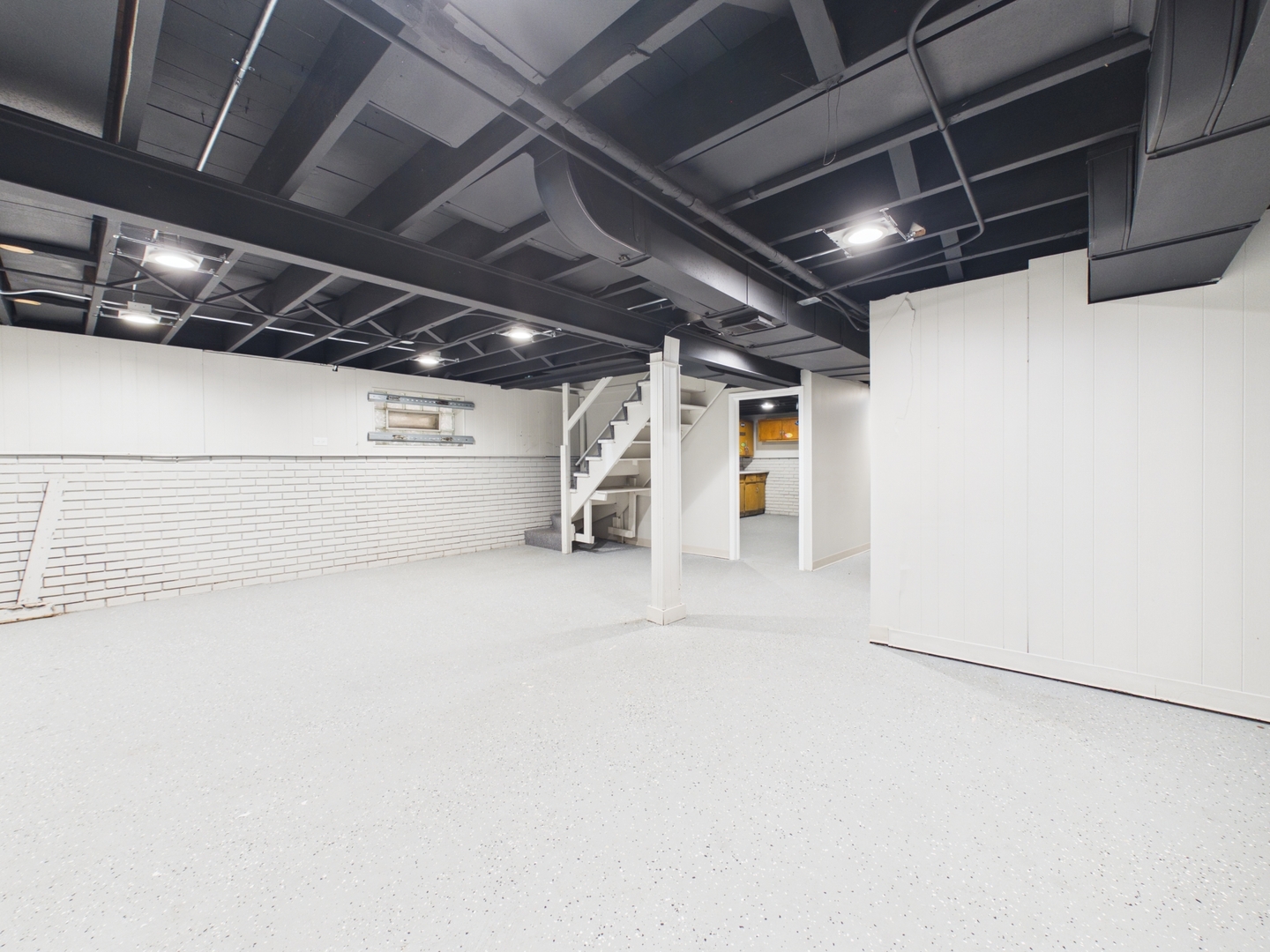10615 S Vernon Avenue, Chicago, IL 60628