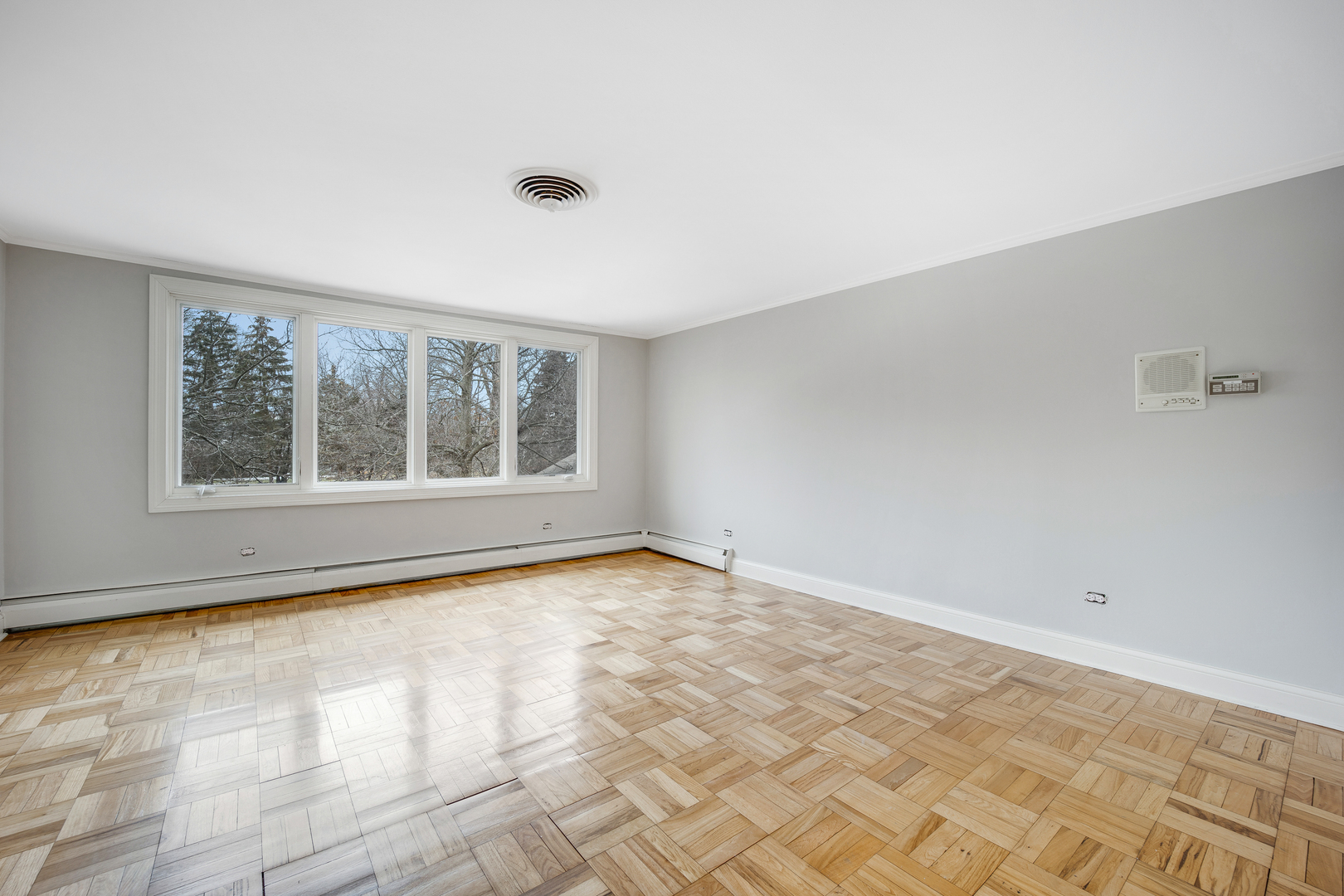 120 E 8th Street, Hinsdale, IL 60521