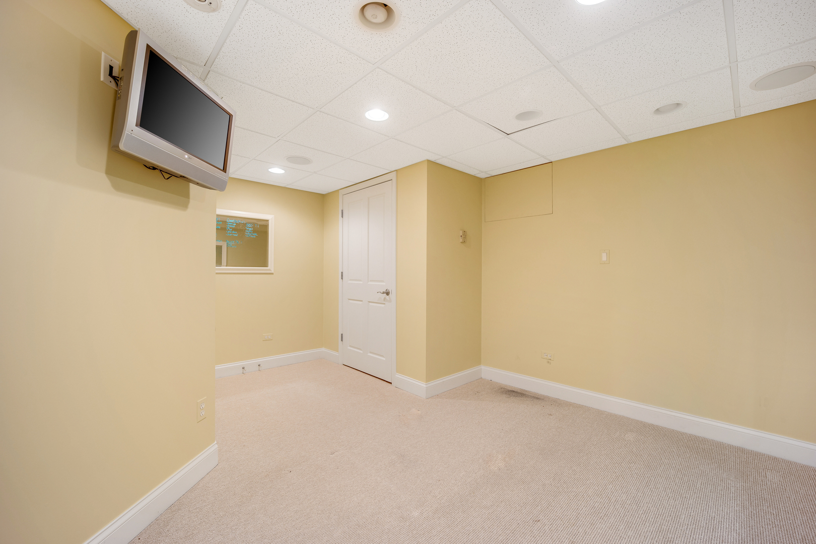 120 E 8th Street, Hinsdale, IL 60521