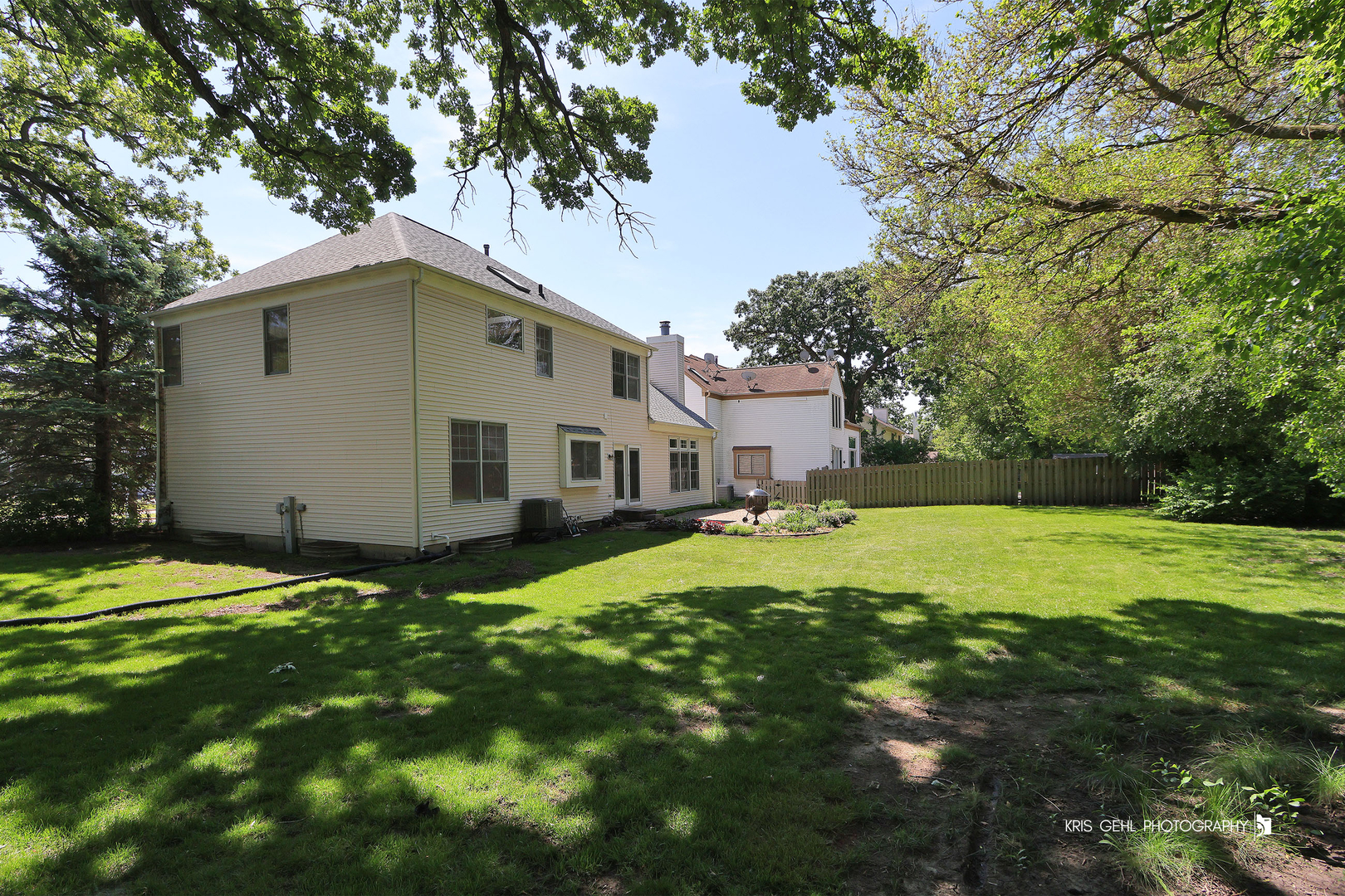 1096 Chesapeake Boulevard, Grayslake, IL 60030