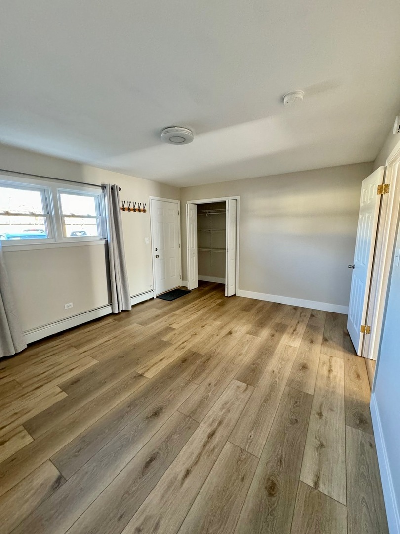 1105 Holiday Lane #7, Des Plaines, IL 60016