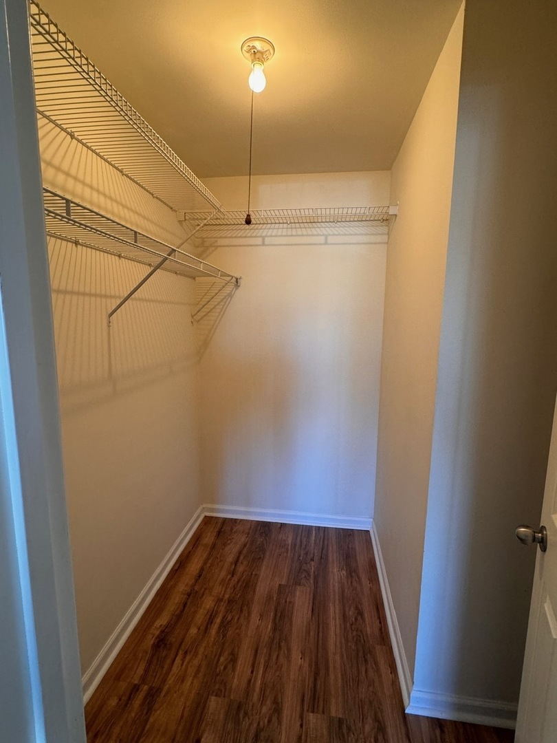 1105 Holiday Lane #7, Des Plaines, IL 60016