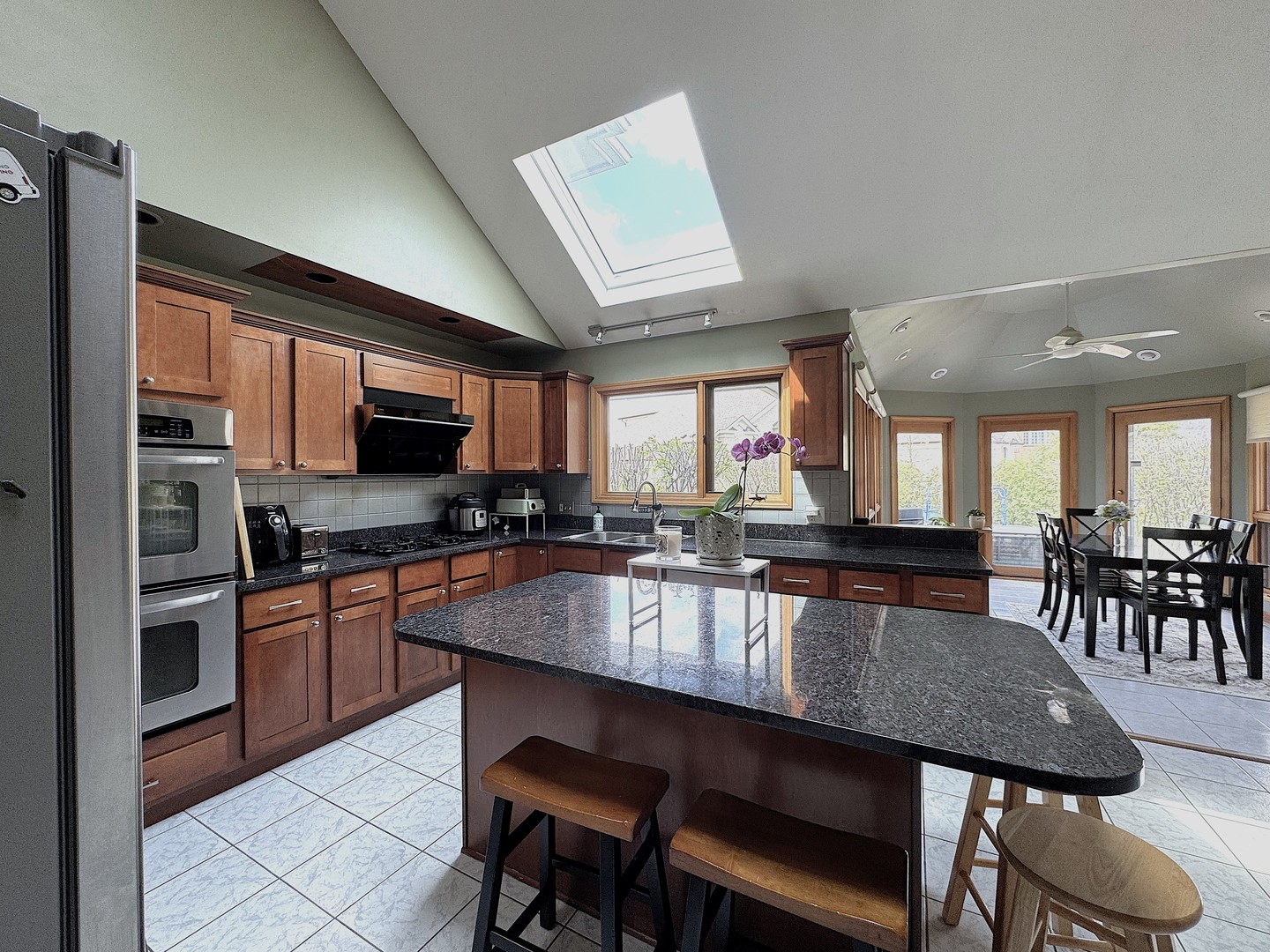 623 Steamboat Road, Naperville, IL 60565