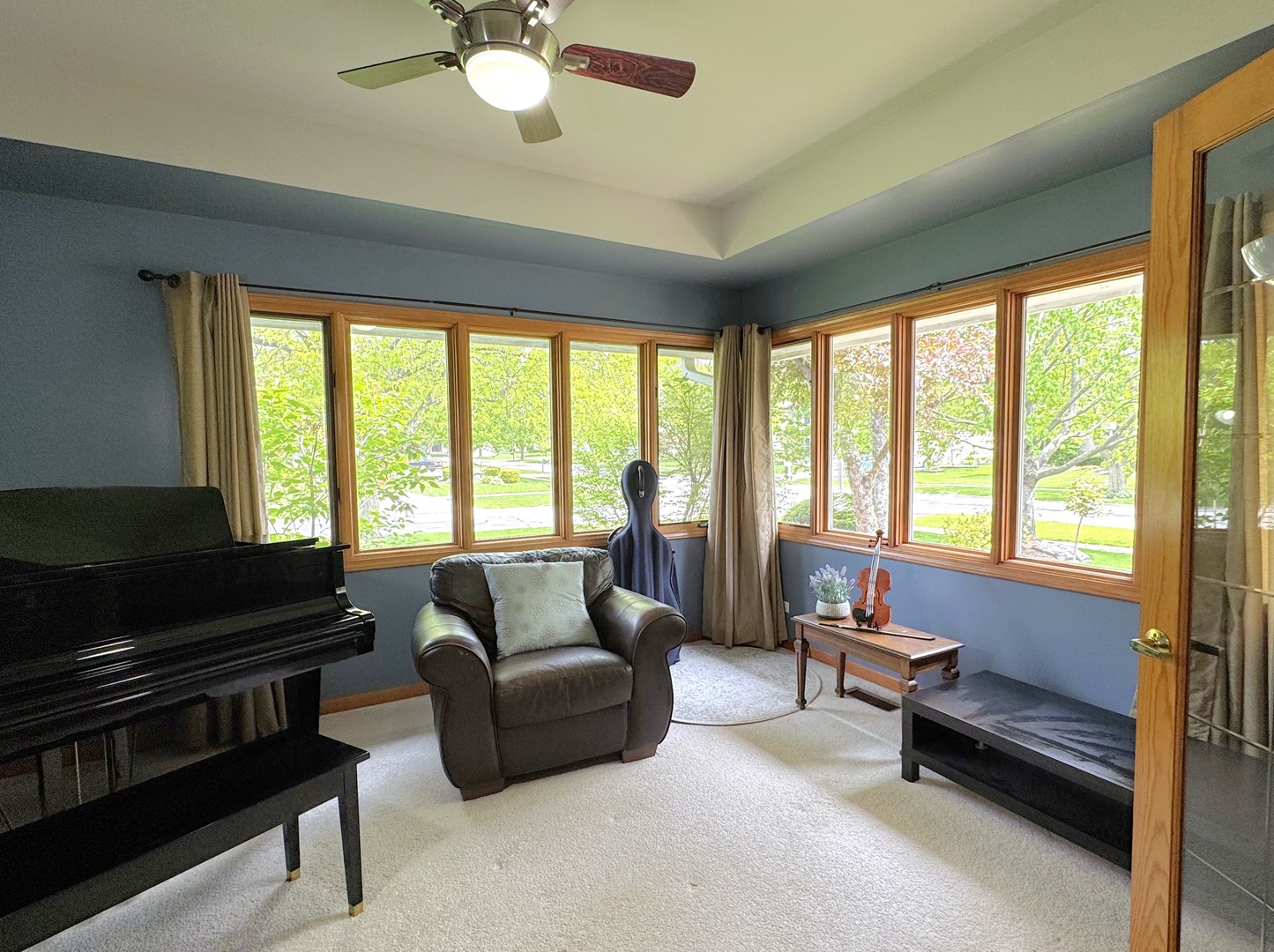 623 Steamboat Road, Naperville, IL 60565