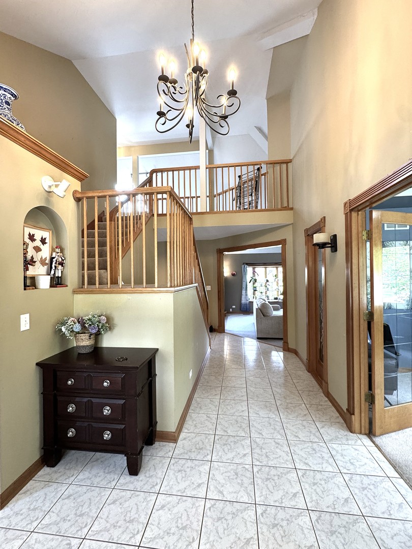623 Steamboat Road, Naperville, IL 60565