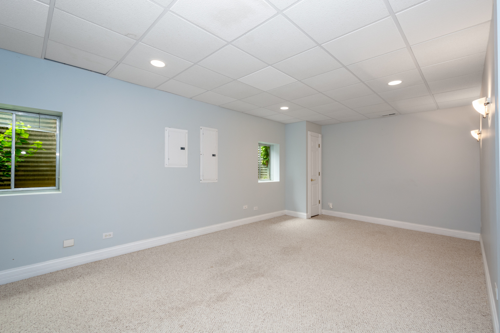 10303 Fox Bluff Lane, Spring Grove, IL 60081