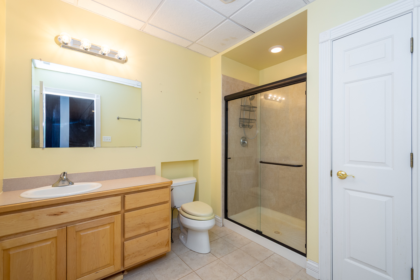 10303 Fox Bluff Lane, Spring Grove, IL 60081