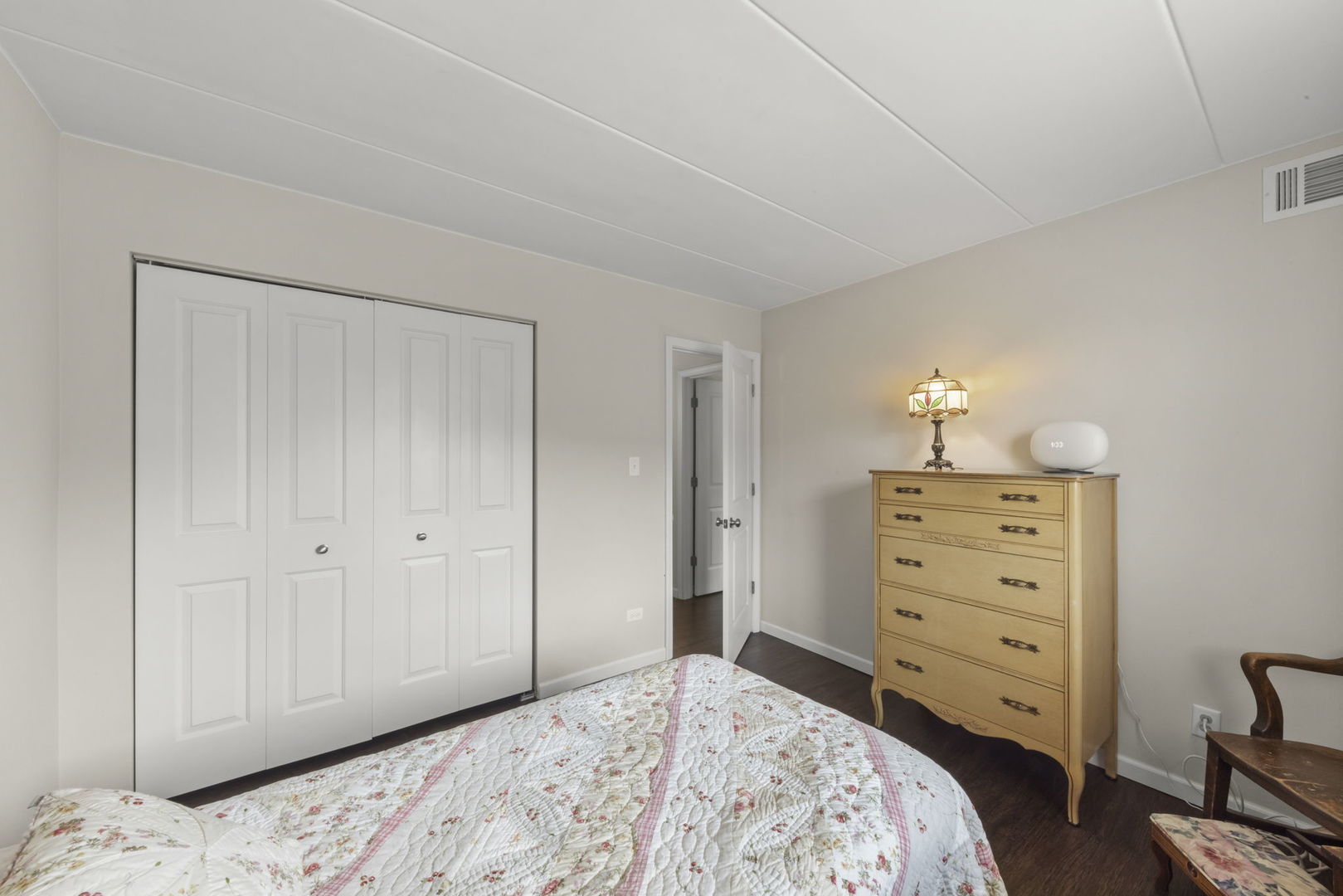 8810 W 140th Street #212, Orland Park, IL 60462