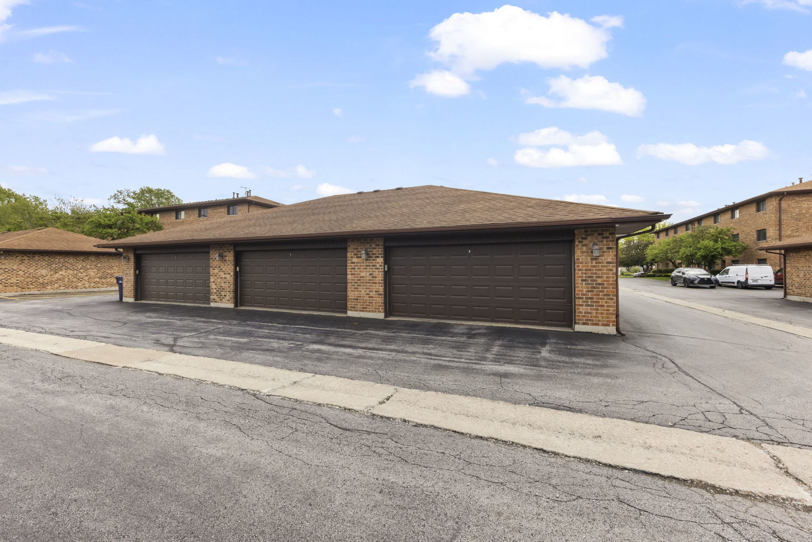 8810 W 140th Street #212, Orland Park, IL 60462