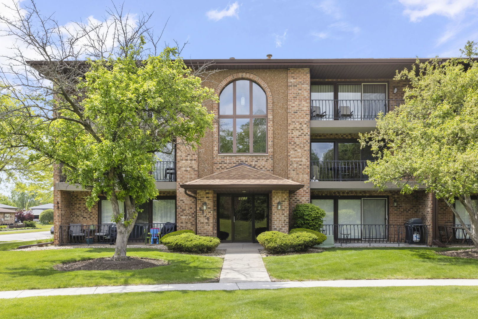 8810 W 140th Street #212, Orland Park, IL 60462