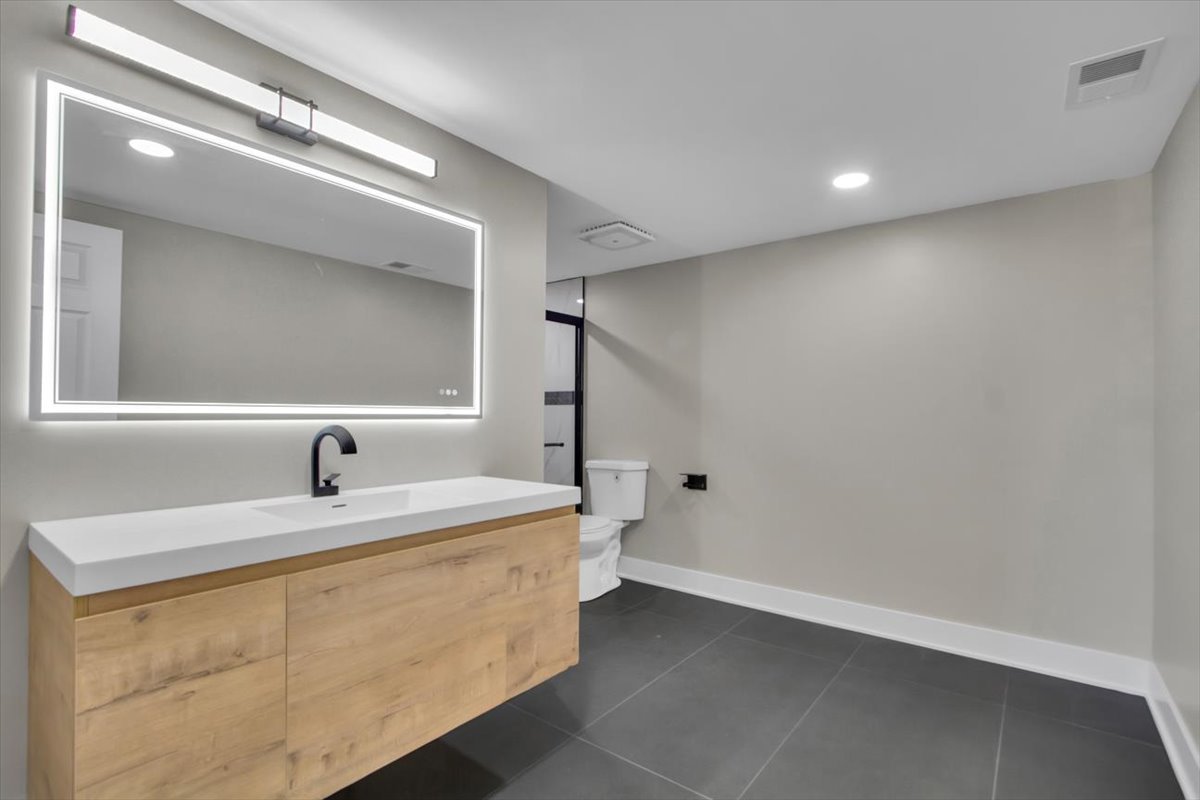 1301 N Western Avenue #134, Lake Forest, IL 60045