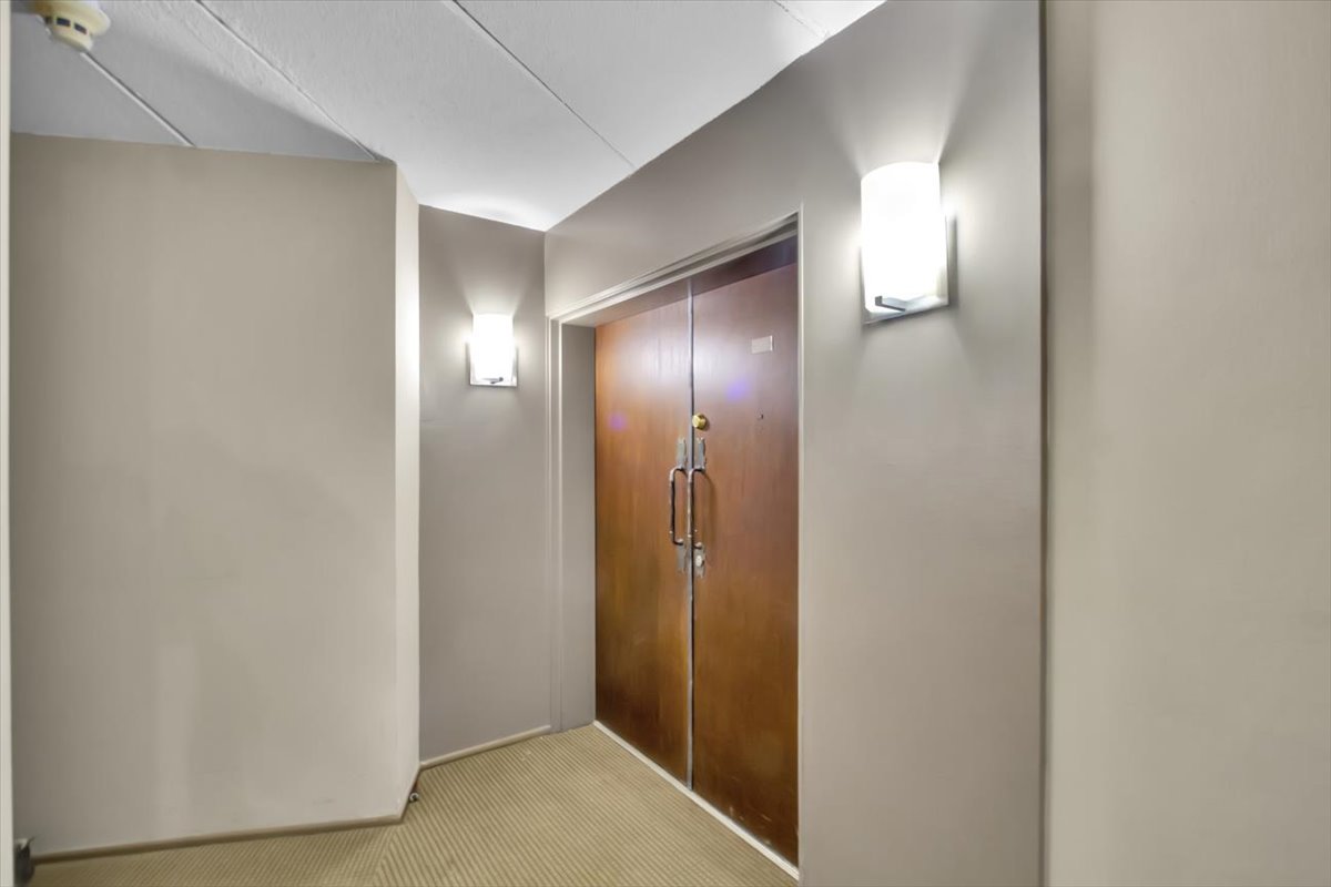 1301 N Western Avenue #134, Lake Forest, IL 60045