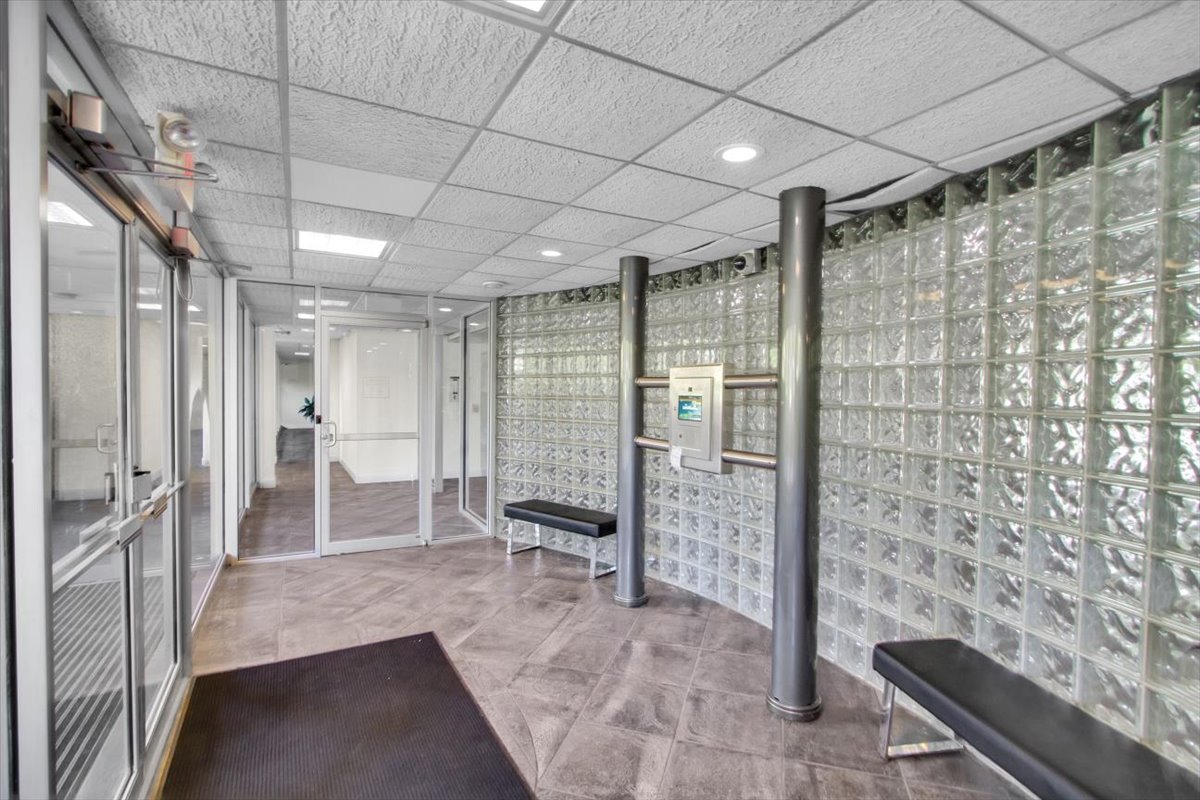 1301 N Western Avenue #134, Lake Forest, IL 60045