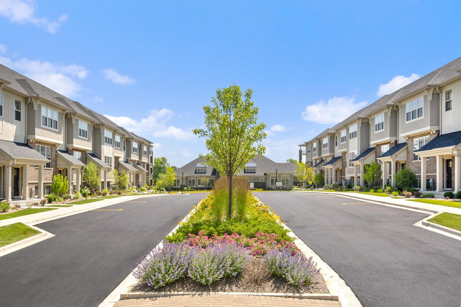 21599 W Field Court #10-211, Deer Park, IL 60010