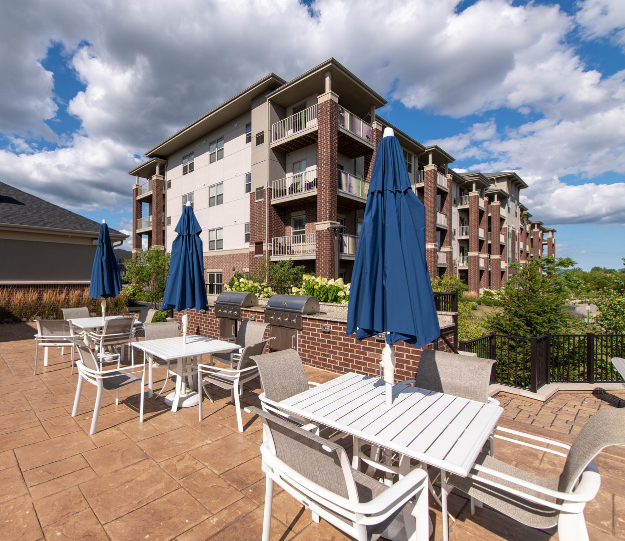 21599 W Field Court #10-211, Deer Park, IL 60010