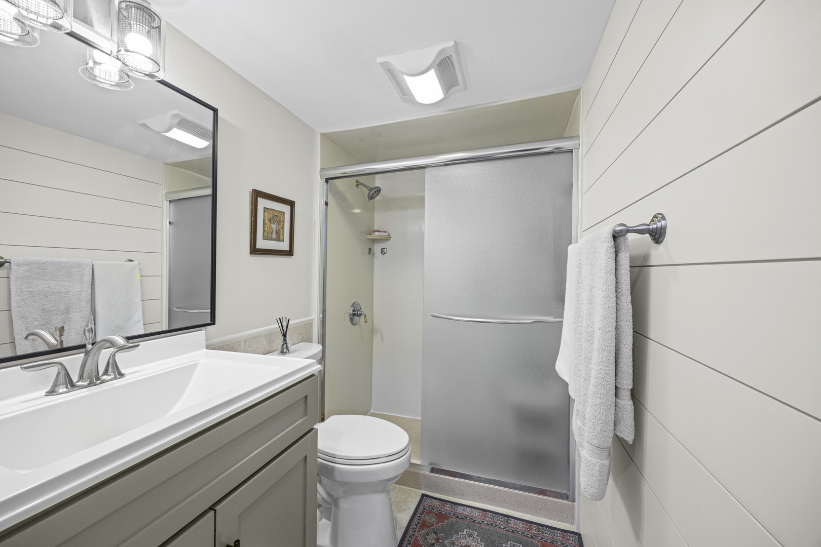 1110 Grove Street #4j, Downers Grove, IL 60515