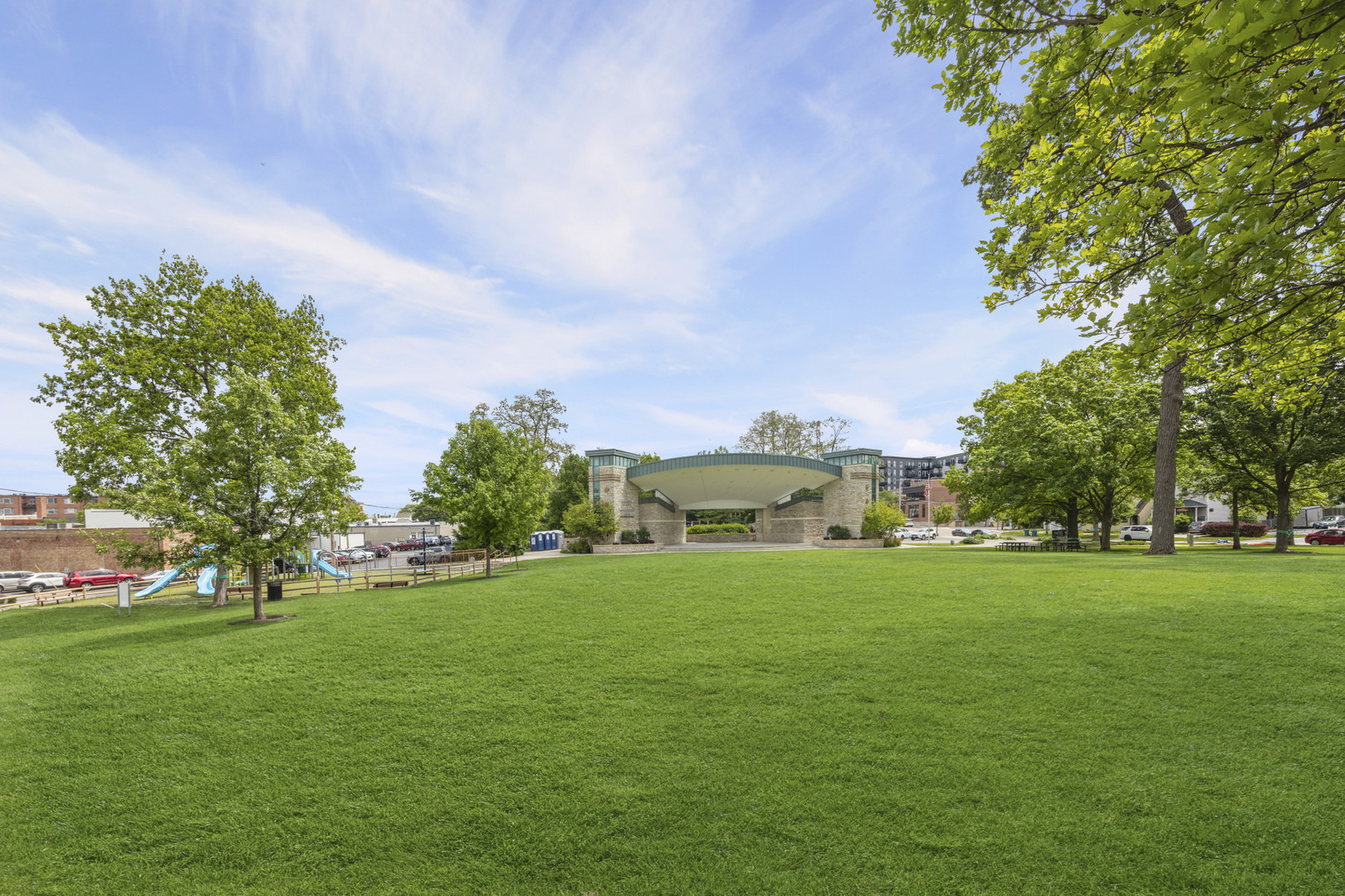 1110 Grove Street #4j, Downers Grove, IL 60515