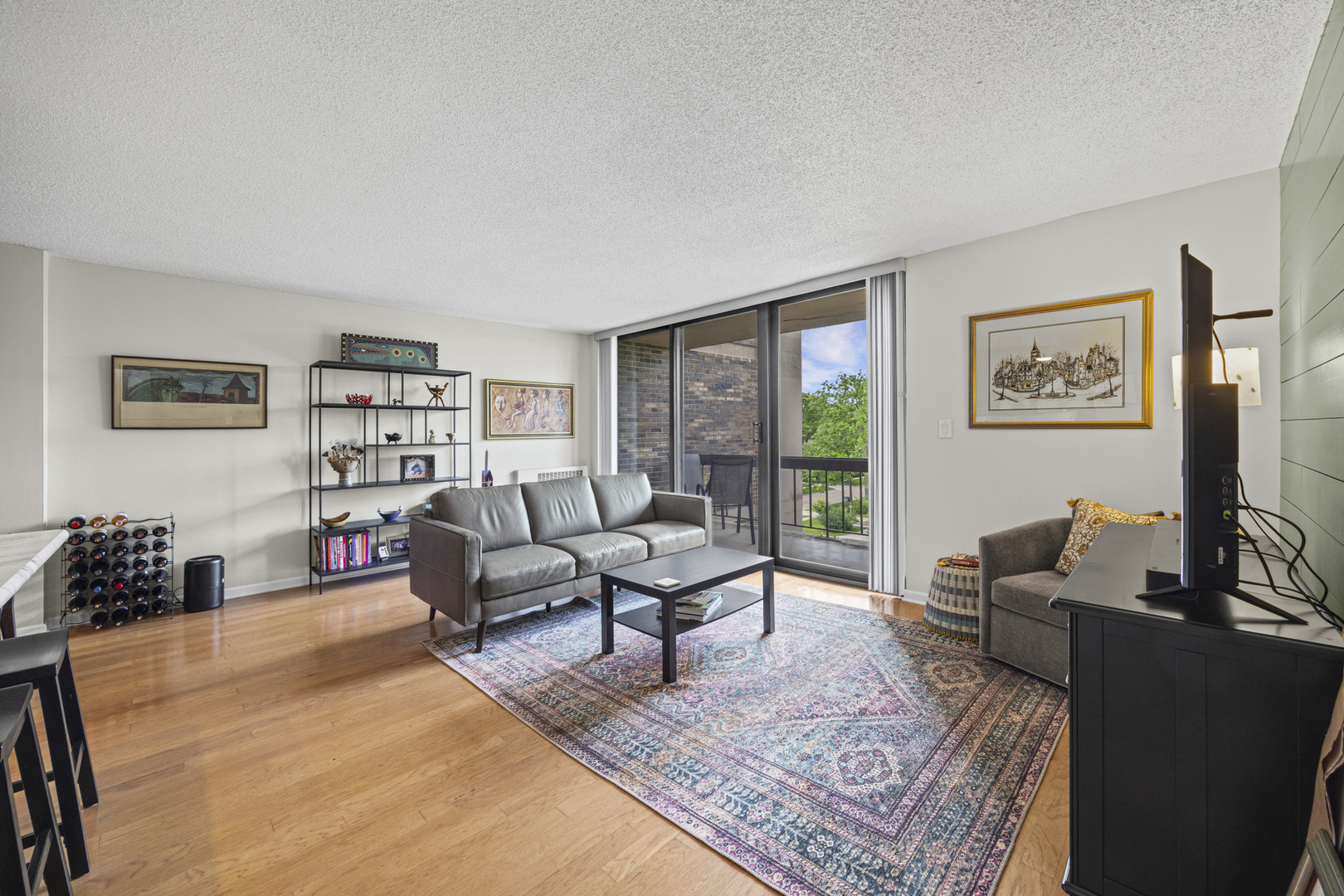 1110 Grove Street #4j, Downers Grove, IL 60515