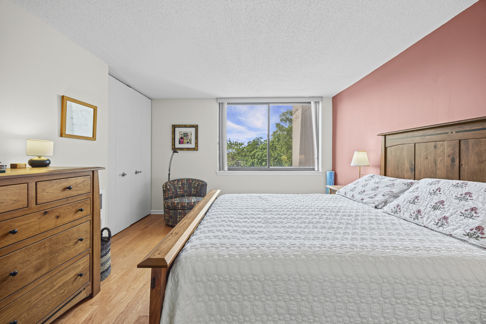 1110 Grove Street #4j, Downers Grove, IL 60515