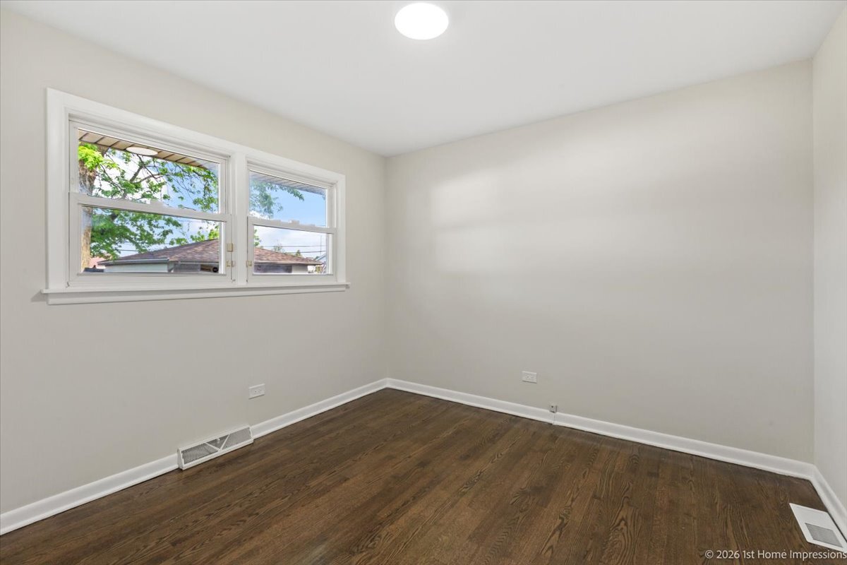 17028 Evans Drive, South Holland, IL 60473